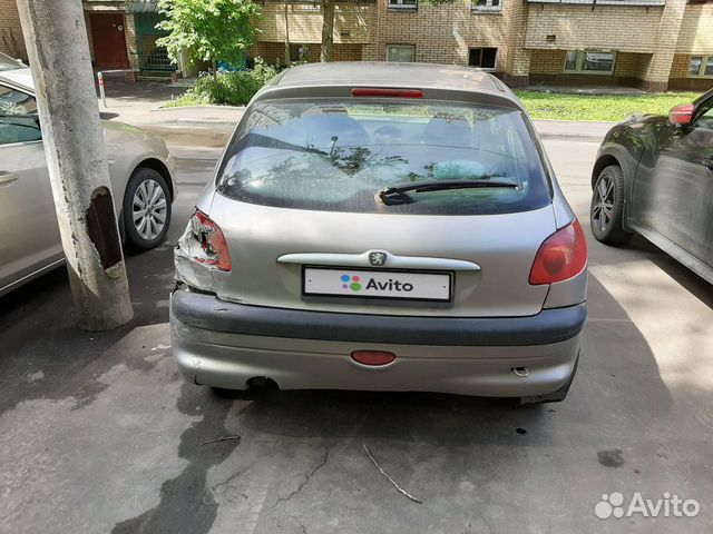Peugeot 206 1.1 МТ, 2002, битый, 217 500 км