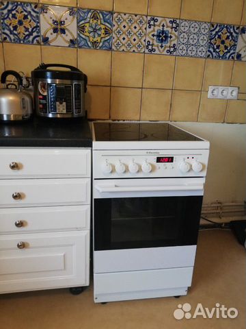 Плита электрическая Electrolux EKC 513509 W Плита электрическая Electrolux EKC 513509 W