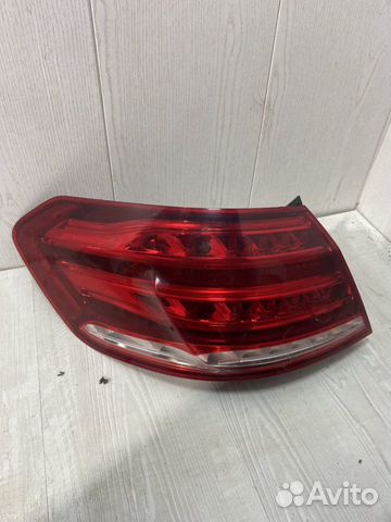 Левый фонарь Mercedes w212 Рестайл дефект