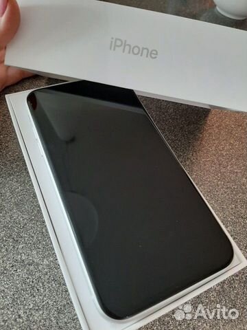 Телефон iPhone xr