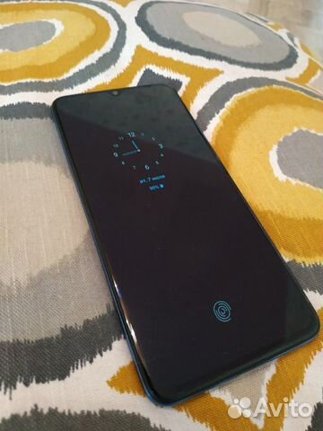 Телефон Самсунг Galaxy A70 Телефон Самсунг Galaxy A70