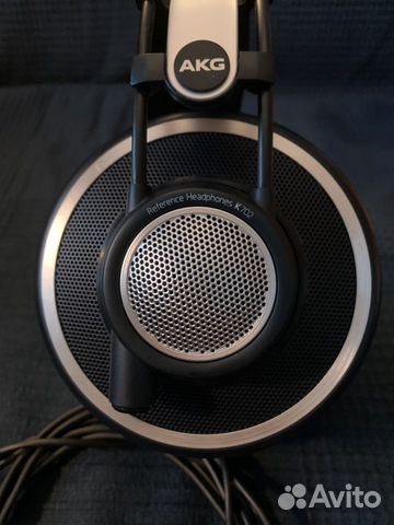 Студийные наушники AKG K702