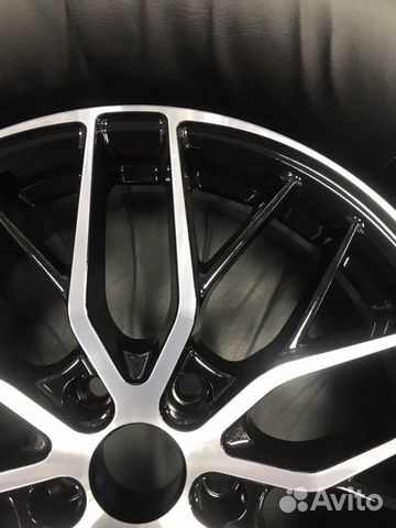 Новые диски R18 Хонда Акура Новые диски R18 Хонда Акура
