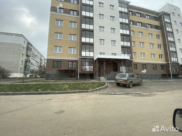 2-к квартира, 65 м², 2/6 эт.