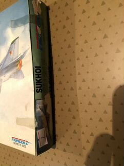 Модель самолета сборная 1:72 sukhoi SU21F fiagon