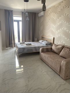 2-к. квартира, 56 м², 10/15 эт.