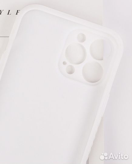 Красивый Чехол на iPhone 13 pro max