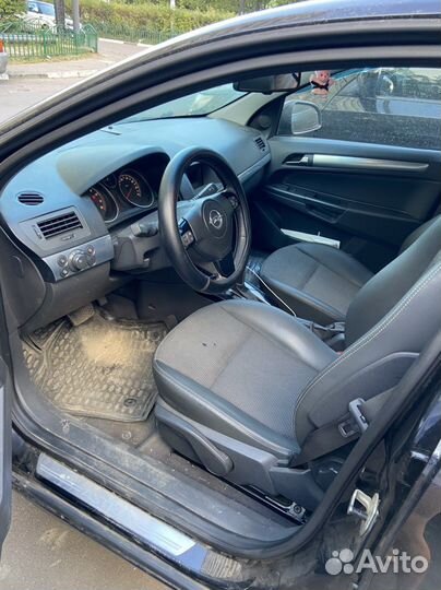 Opel Astra 1.8 AT, 2010, 238 000 км