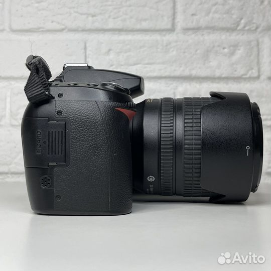 Nikon D90 kit 18-105 mm 22888 кадров