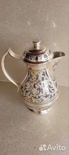 Серебряный кувшин
