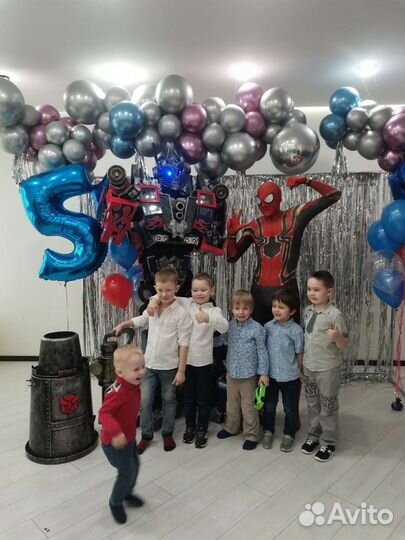 Шоу трансформеров на праздник Оптимус, Бамблби