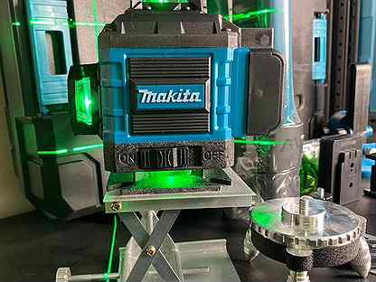 Лазерный уровень/нивелир Makita 4D со Штативом