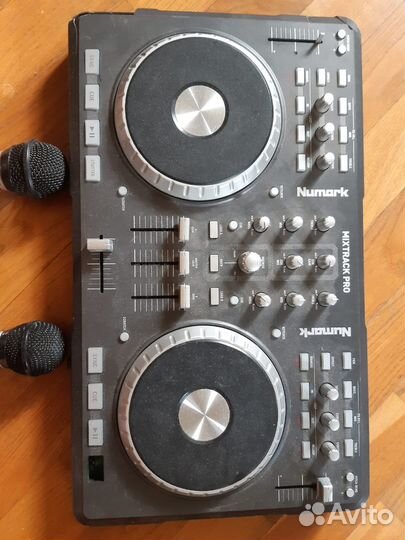 Dj контроллер numark Mixtrack Pro