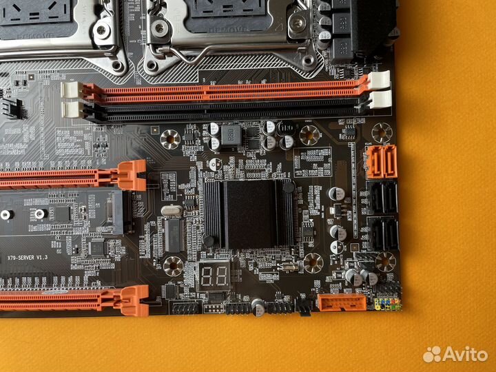 Материнская плата X79 Dual Сокет 2011 DDR3