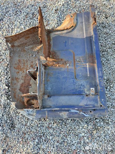 Крыло заднее