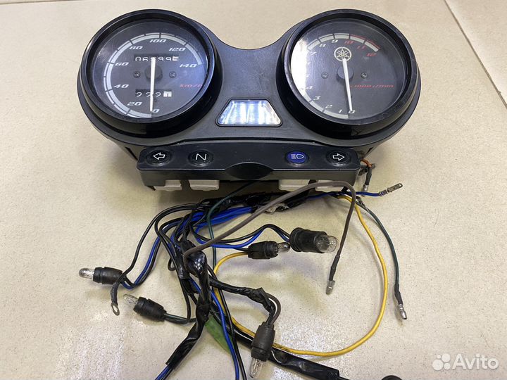 Панель приборов Yamaha YBR125