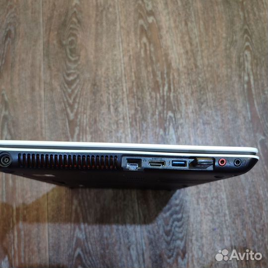 Ноутбук Sony vaio i3