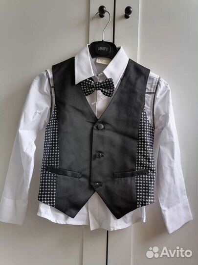 Костюм детский тройка