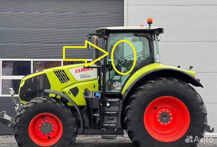 Стекло дверное на трактор Claas Axion 820/850