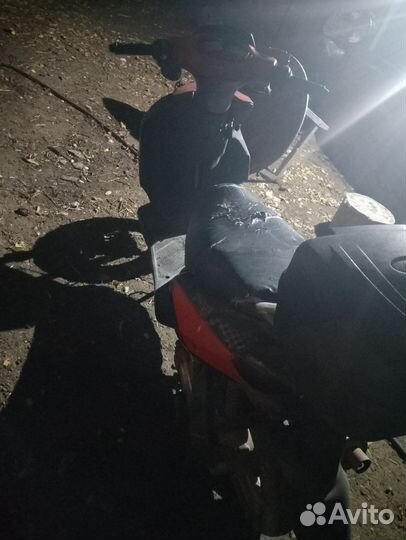 Скутер 100 кубов