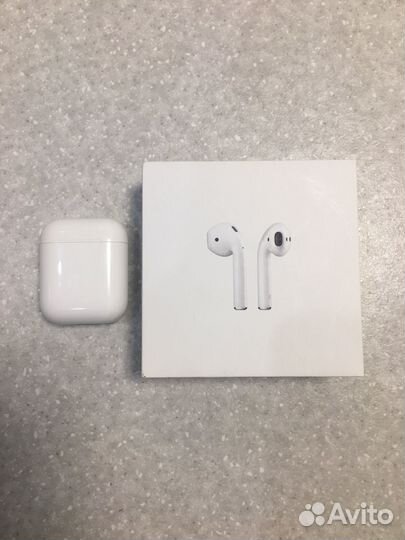 Продам оригинальные наушники Apple AirPods 1