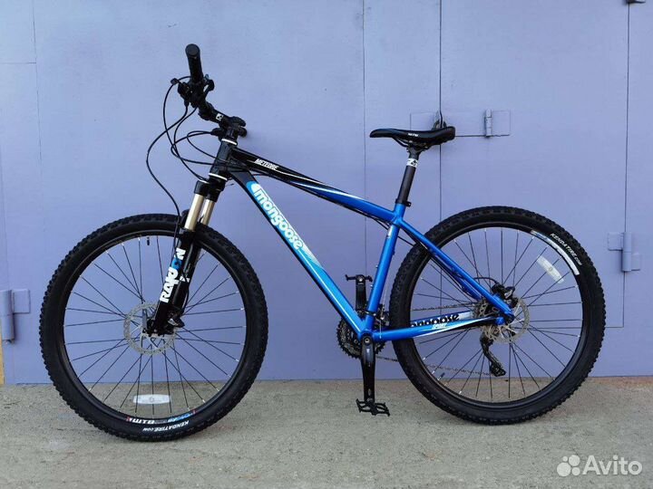 Велосипед Mongoose meteore