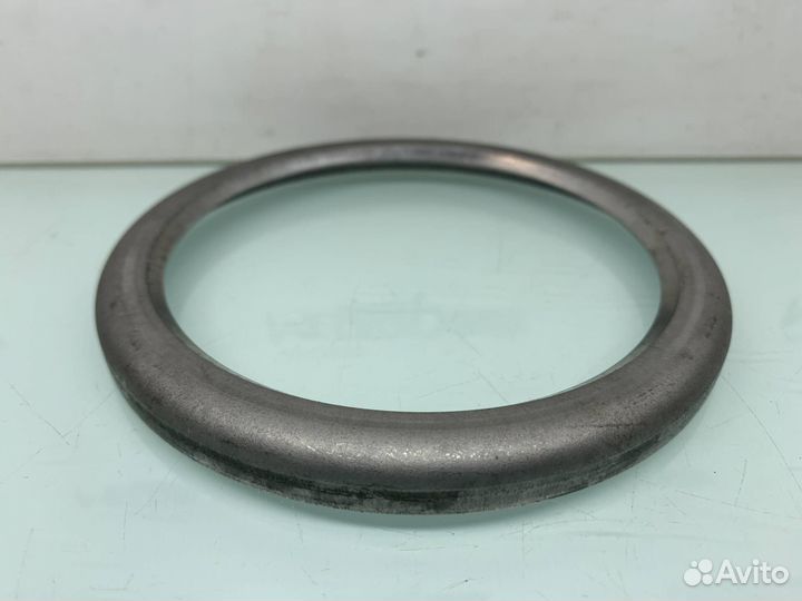 Кольцо прижимное Mercedes w463 G