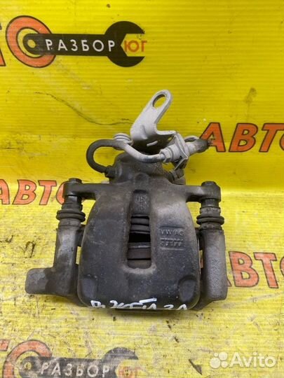 Суппорт задний левый Volkswagen Jetta 1K2 BSE 2007