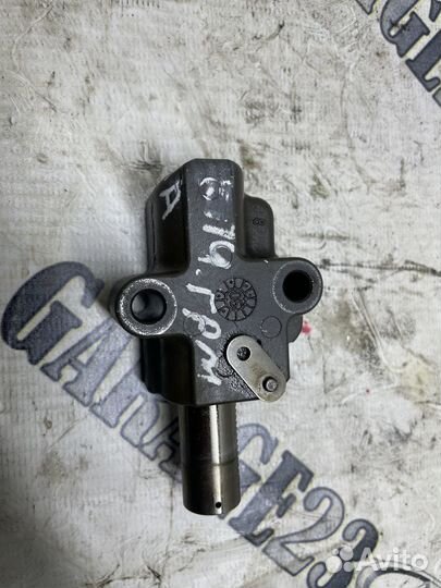 Натяжитель цепи грм Nissan Teana