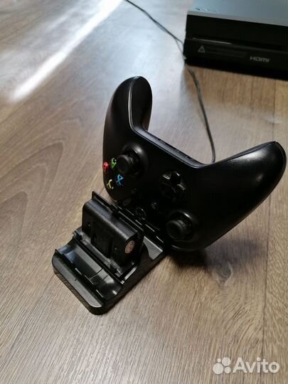 Xbox One 500 GB + 3 Диска