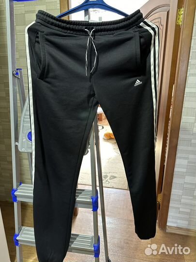 Спортивный костюм adidas