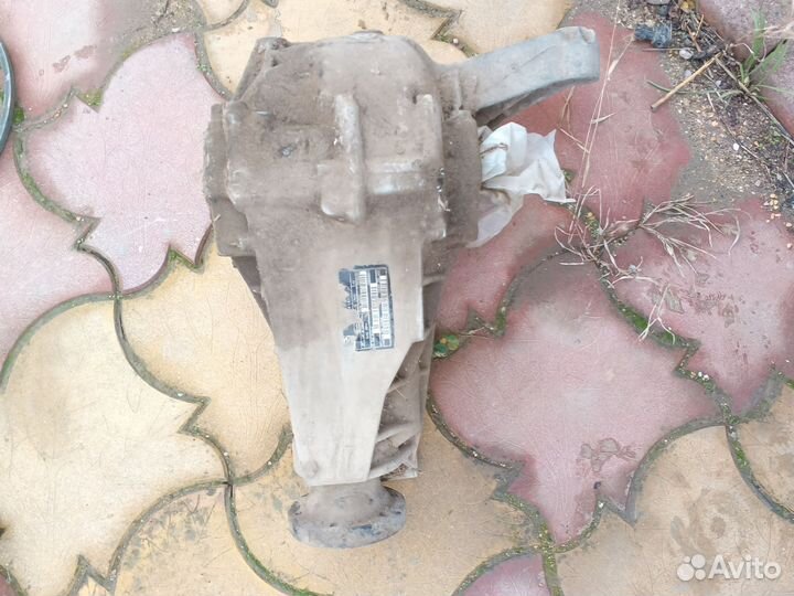 Передний мост редуктор Мерседес 163