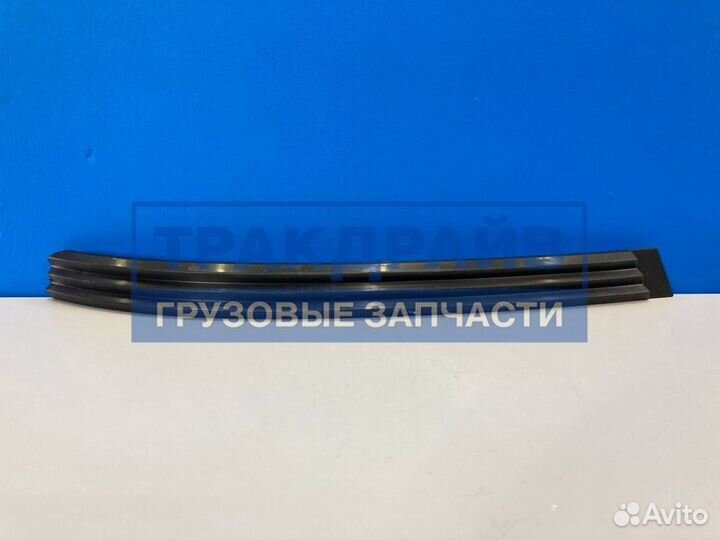 Заглушка под основной фары Фав J7 правая