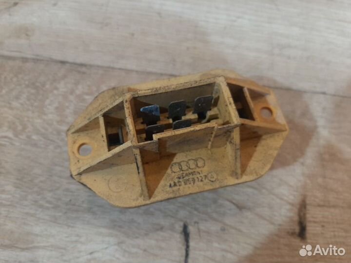 Резистор отопителя Audi A6 C4 2.8 1994-1996