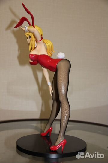 Аниме фигурка люси банни