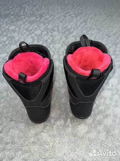 Ботинки для сноуборда 39eur Salomon