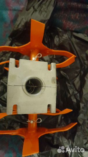 Насадка на бензокосу.новая