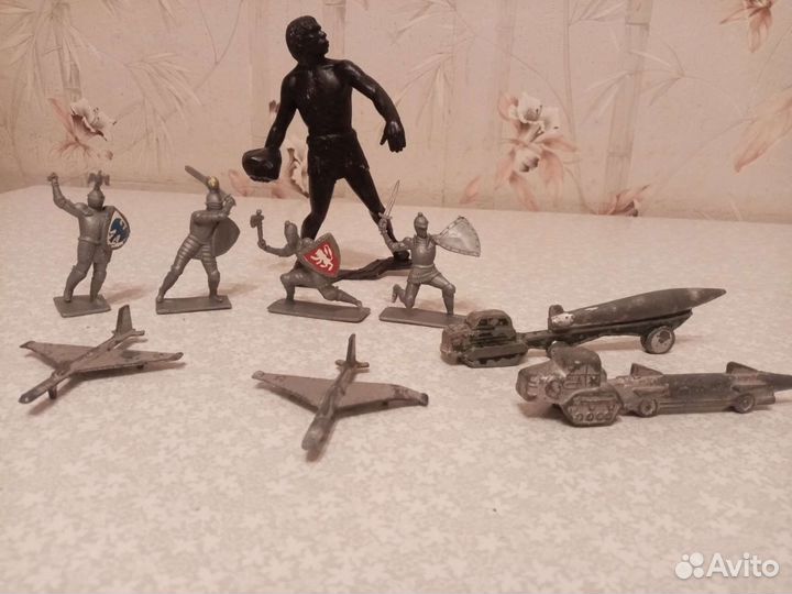 Игры, игрушки, флажки СССР