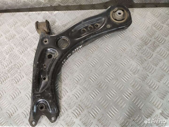 Рычаг передний левый Skoda Octavia A7 1.4 5Q040715