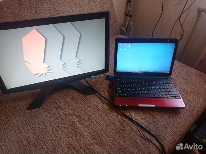 Ноутбук с дополнительным монитором