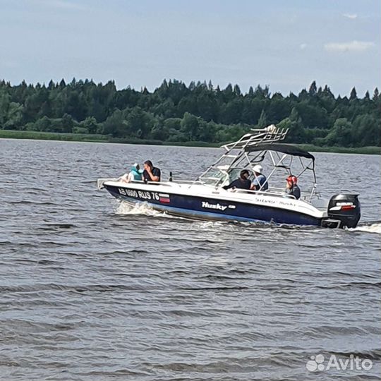 Аренда, прогулка на катере с капитаном