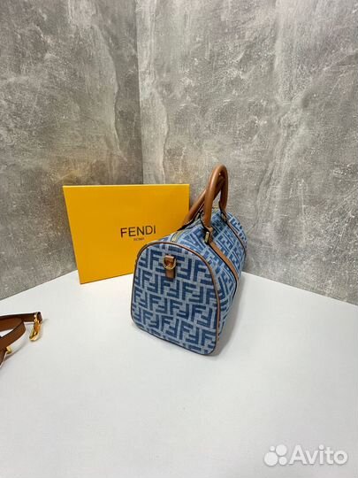 Сумка fendi