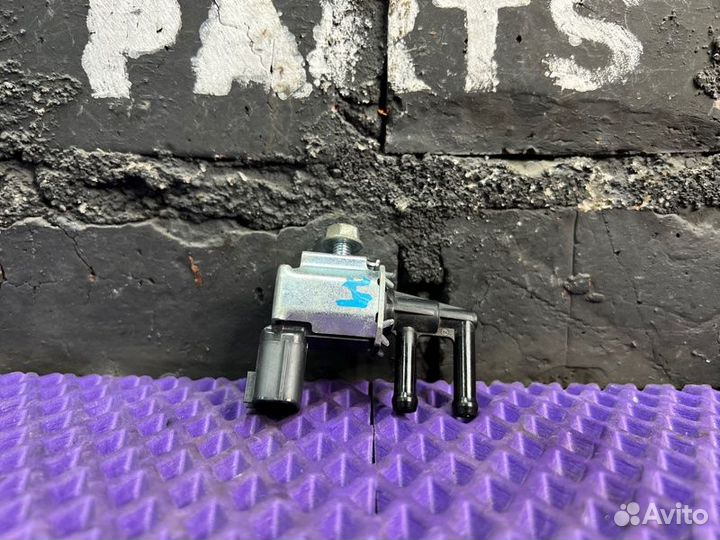 Вакуумный клапан Nissan Note E12-120393 HR12DDR