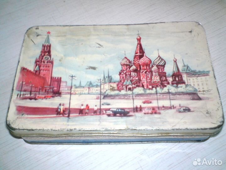 Жестяная коробка