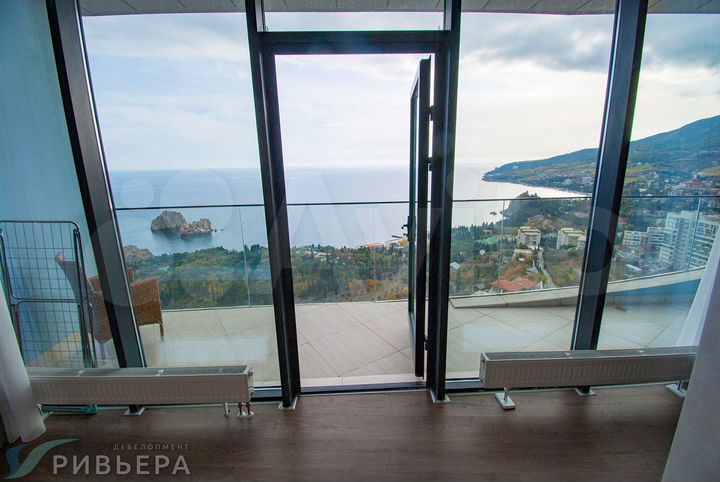 3-к. квартира, 146 м², 12/12 эт.