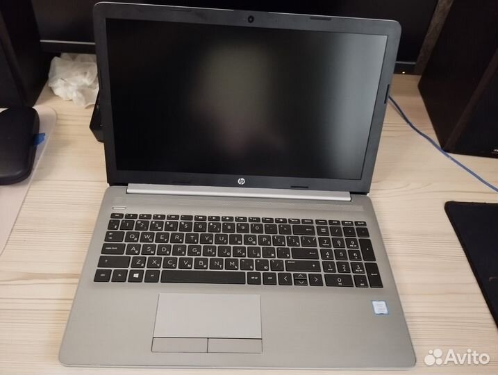 Ноутбук HP 250 G7