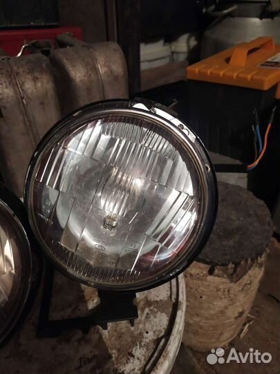 Фары на волгу газ-2410