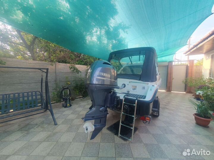 Катер Phoenix 530HT Yamaha F 100