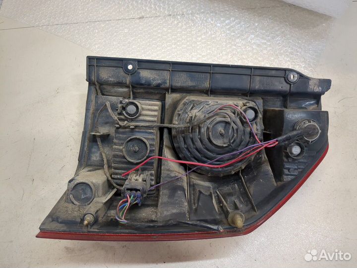 Фонарь (задний) левый Mitsubishi Pajero / Montero, 2004