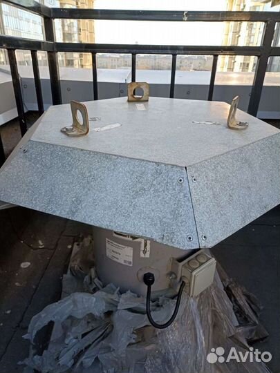 Вентилятор веза крышный